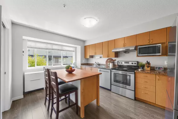 Port Coquitlam, BC V3B 0A8,1268 Riverside DR #7