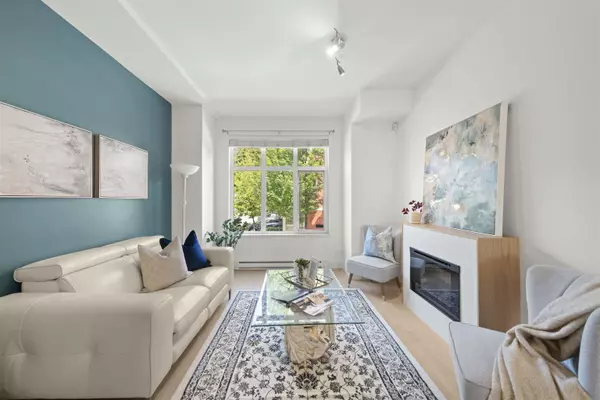 Burnaby, BC V5J 0B7,8485 New Haven Close #1103