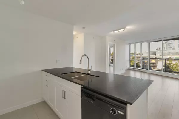 Surrey, BC V3T 0A8,13618 100 AVE #502