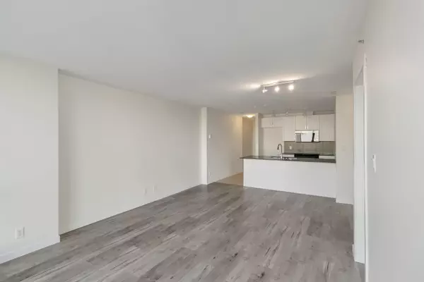 Surrey, BC V3T 0A8,13618 100 AVE #502