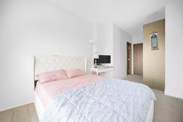 Surrey, BC V3T 0K2,13495 Central AVE #2308