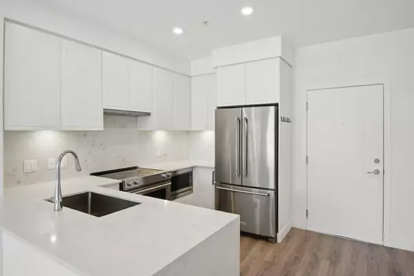 Coquitlam, BC V3J 0K5,700 Clarke RD #208