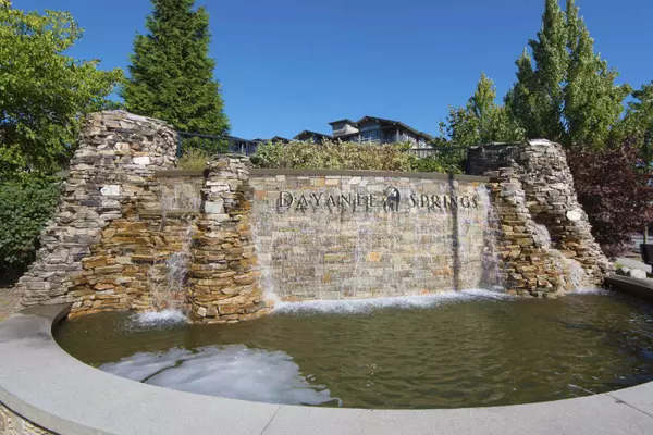 Coquitlam, BC V3E 0B9,3178 Dayanee Springs BLVD #211
