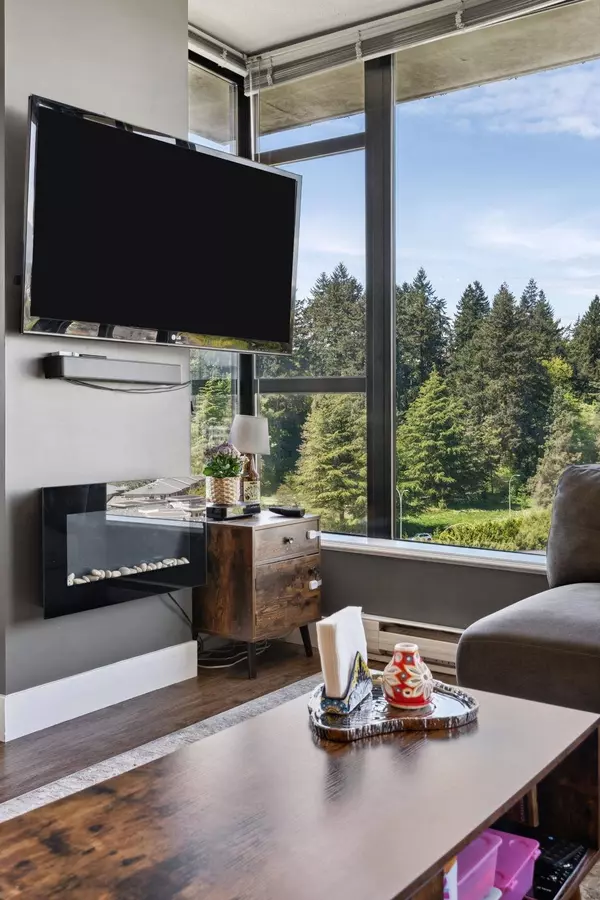 New Westminster, BC V3L 0A9,15 E Royal AVE #1401