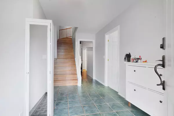 Abbotsford, BC V2S 8C9,35055 Kootenay DR