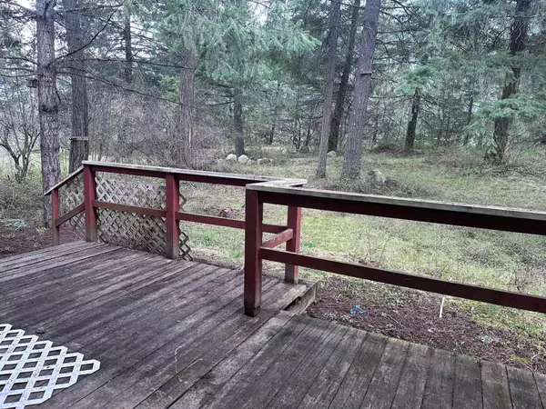 Boston Bar / Lytton, BC V0K 1C0,50595 Slanzi RD