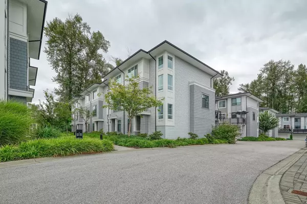 Langley, BC V4N 6R7,18505 Laurensen PL #1601