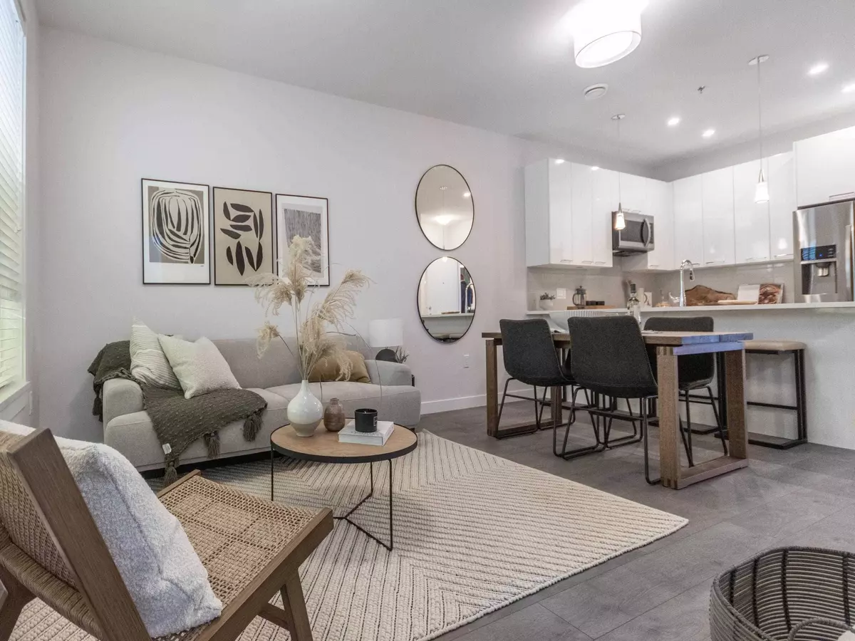 Abbotsford, BC V0V 0V0,33886 Pine ST #509