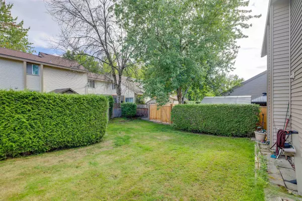 Surrey, BC V3S 5M8,6153 W. Greenside DR