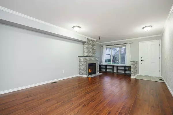 Surrey, BC V3S 8Y2,18883 65 AVE #23