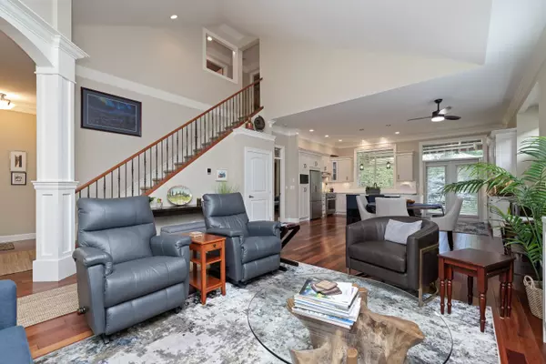 Surrey, BC V4P 3R6,14655 32 AVE #20