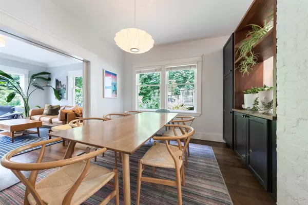 North Vancouver, BC V7P 2Y7,1866 Bowser AVE