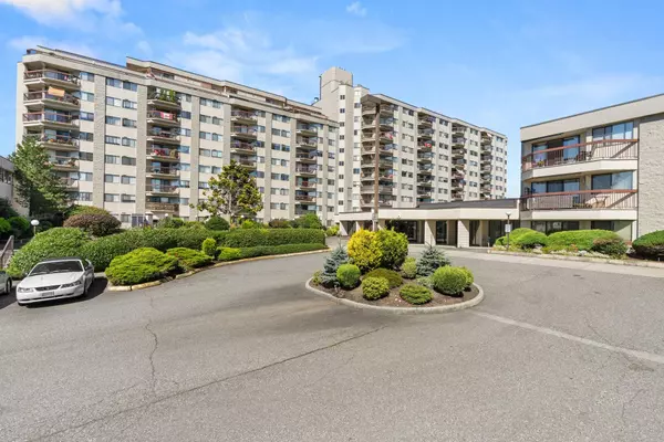 Abbotsford, BC V2T 4N1,31955 Old Yale RD #703