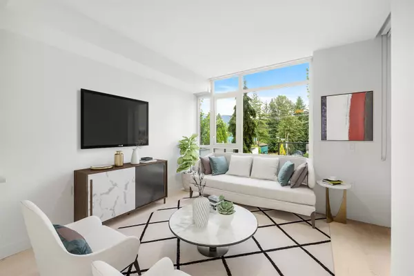 2738 Library LN #107,  North Vancouver,  BC V7J 0B3