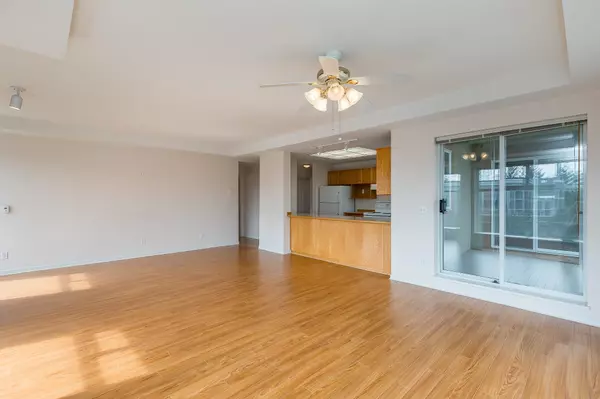 Maple Ridge, BC V2X 2L9,11609 227th ST #412