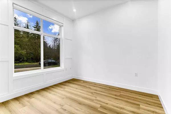 Surrey, BC V3V 0E3,12693 106a AVE