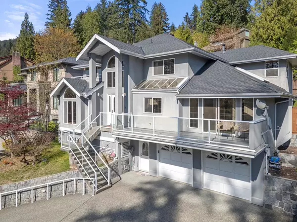 North Vancouver, BC V7N 4J5,192 Montroyal BLVD