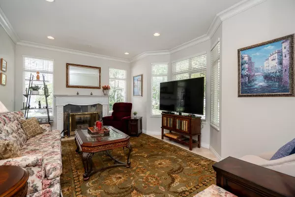 Port Moody, BC V3H 5E2,50 Hett Creek DR #33