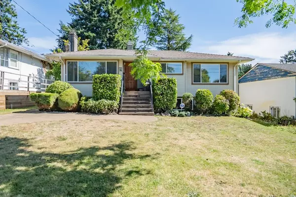 Burnaby, BC V3N 3G8,7760 Mary AVE