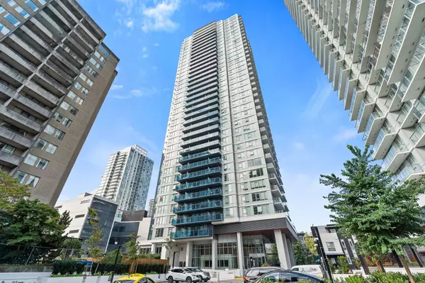 Surrey, BC V3T 0S7,10448 University DR #2508