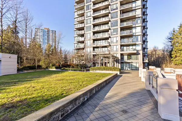 Port Moody, BC V3H 0G6,301 Capilano RD #907