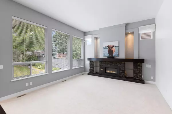 Coquitlam, BC V3E 0J6,1511 Dayton ST