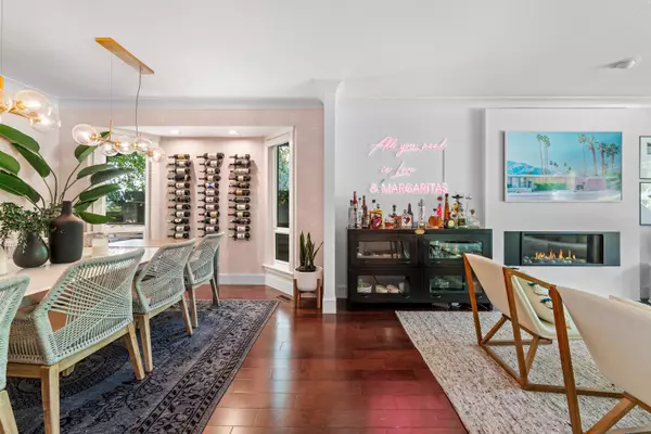 North Vancouver, BC V7R 2N1,2645 Edgemont BLVD