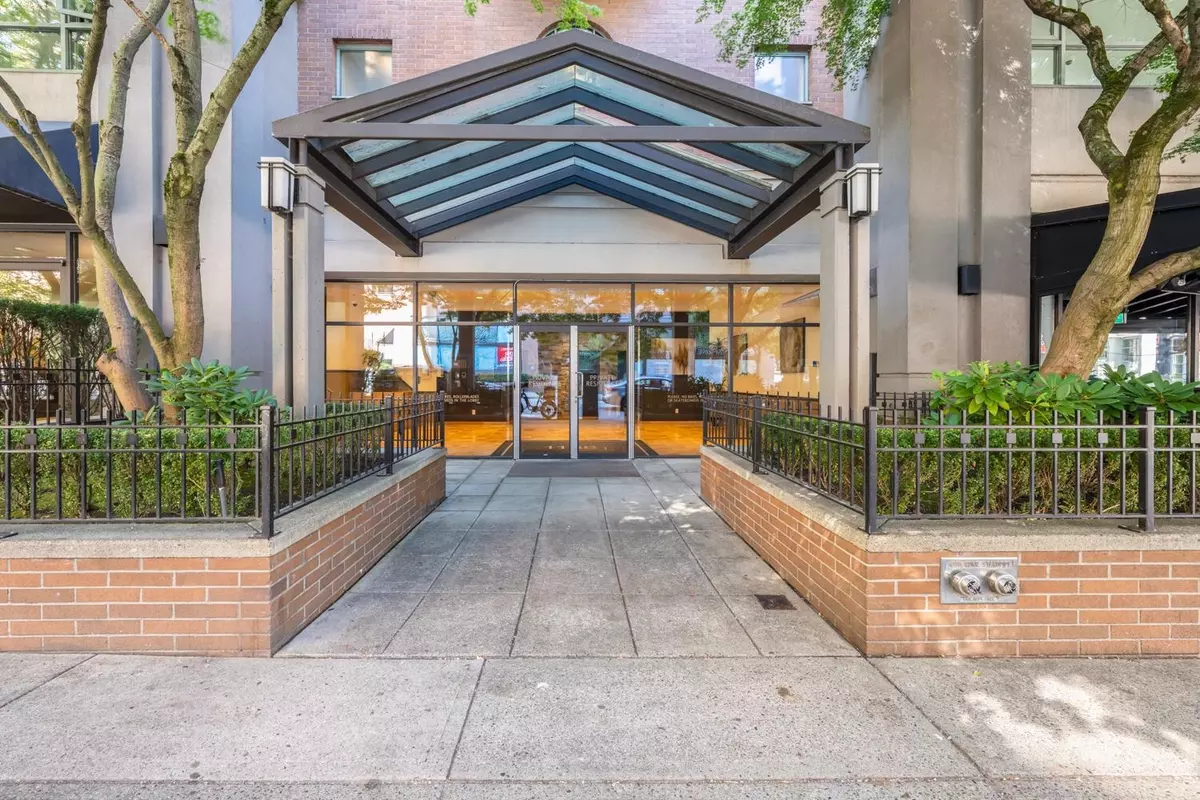 Vancouver, BC V6Z 2S8,1188 Howe ST #1504