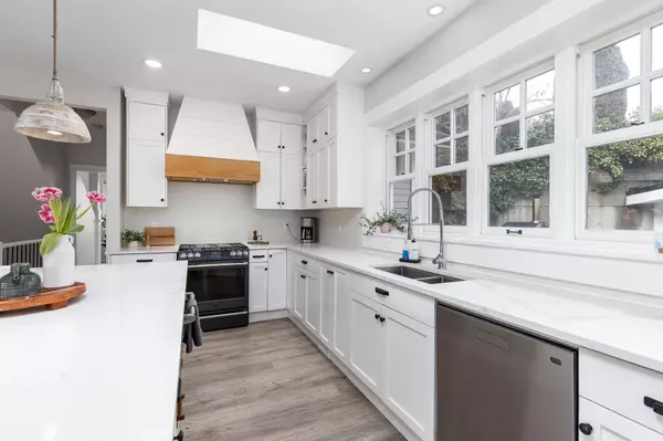 Abbotsford, BC V2T 6W9,31491 Spur AVE #9