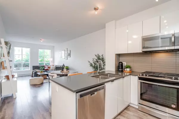 Surrey, BC V3Z 0Y1,15137 33 AVE #101