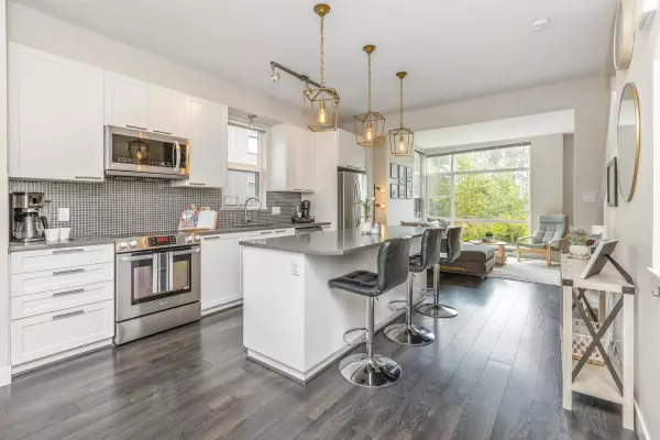 Surrey, BC V3Z 6P4,2228 162 ST #164