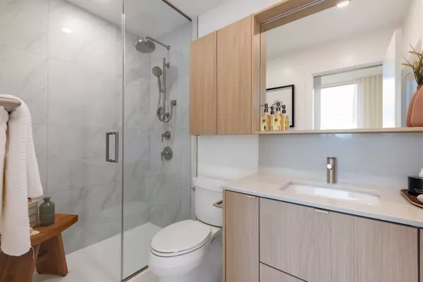 Coquitlam, BC V3J 3T4,626 Claremont ST #104