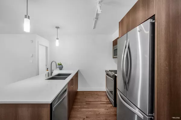 Burnaby, BC V3N 0E7,7088 14th AVE #125