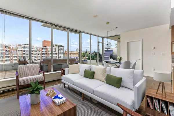 Vancouver, BC V6A 0B4,221 Union ST #805