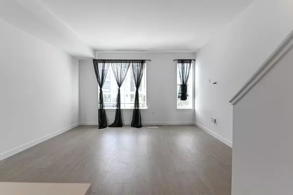 Abbotsford, BC V2S 0N7,2886 Montrose AVE #31