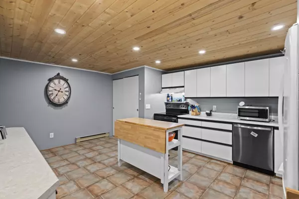 Squamish, BC V0N 1T0,40157 Government RD #23