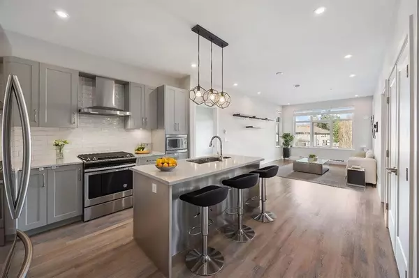 Surrey, BC V3Z 1H3,15436 31 AVE #412