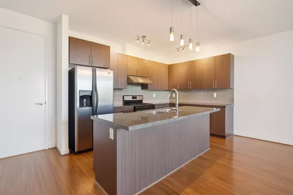 Richmond, BC V7E 3S3,6233 London RD #206