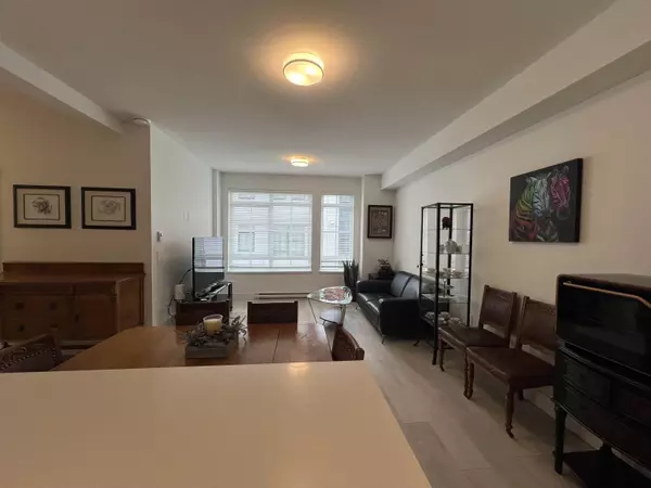 Surrey, BC V3Z 1J6,2075 Oak Meadows DR #59