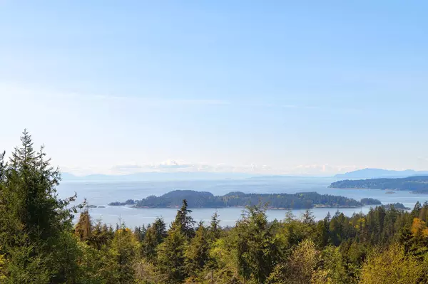 Bowen Island, BC V0N 1G2,1335 Adams RD