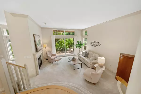Coquitlam, BC V3E 3L7,3405 Plateau BLVD #48