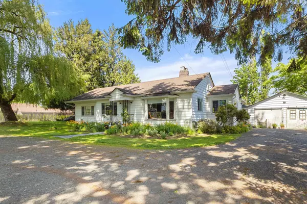 51689 Yale RD,  Rosedale,  BC V0X 1X1