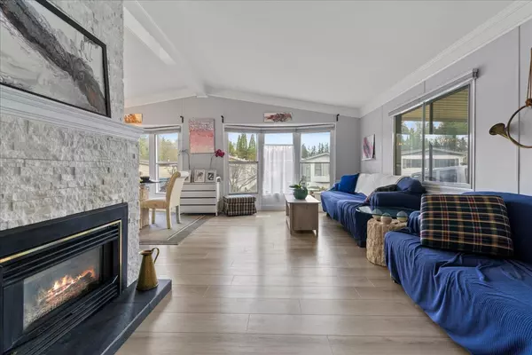 Langley, BC V2Z 1Z1,2315 198 ST #32