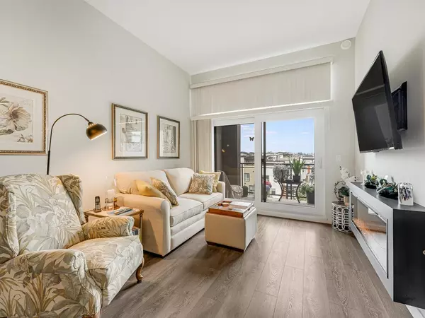 Langley, BC V2Y 0Y5,20829 77a AVE #513