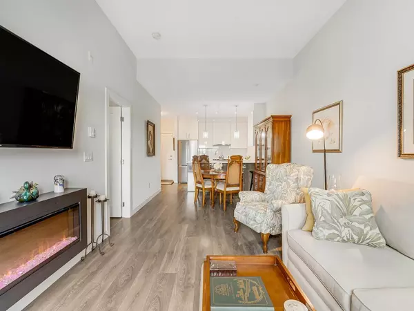 Langley, BC V2Y 0Y5,20829 77a AVE #513