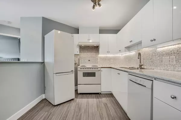 Abbotsford, BC V2S 8J5,33738 King RD #414