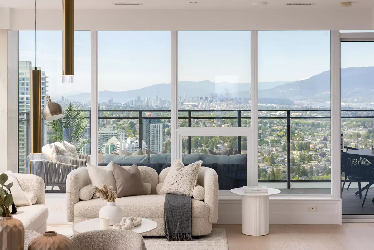 Burnaby, BC V5H 0J9,4711 Hazel ST #PH4101