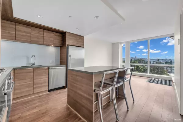 North Vancouver, BC V7J 0A9,1550 Fern ST #1005