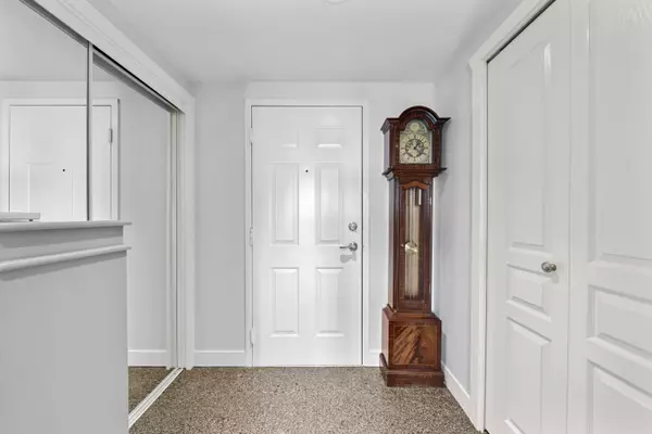 Coquitlam, BC V3B 7R1,3071 Glen DR #1405