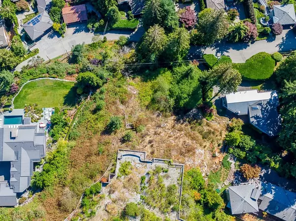 West Vancouver, BC V7V 2M3,3609 Creery AVE